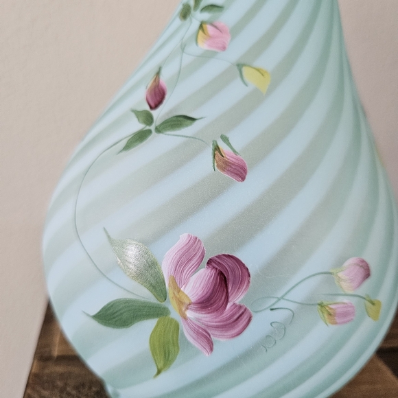 Fenton Sea Mist Green Decanter With Stopper Hand Painted Signed Rare Vtg - Picture 5 of 14